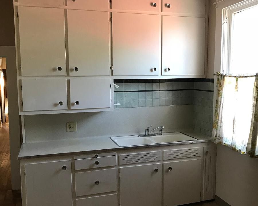 2nd image of 502 E Abriendo Ave