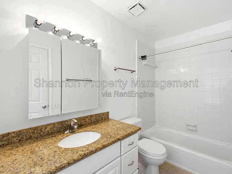 2409 North Blvd #A — Photo 14