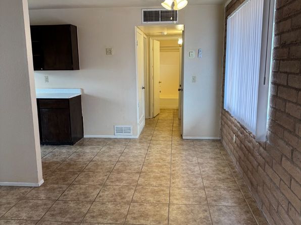 3218 E Monte Vista Dr
