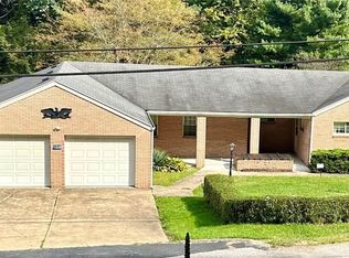 1525 Lincoln Hwy, Chester, WV 26034