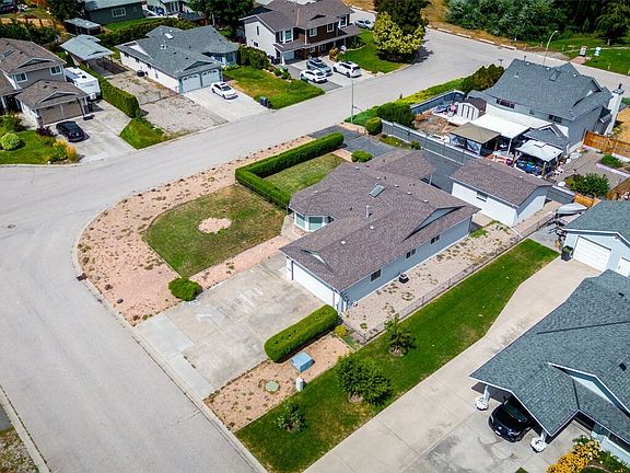 2nd image of 274 Dalgleish Ct