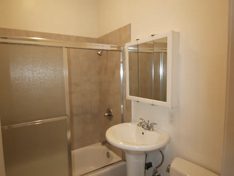 Westmoreland Apartments LLC — Photo 26