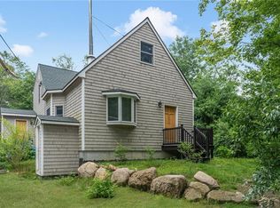 17 Red Oak Dr, Richmond, RI 02898