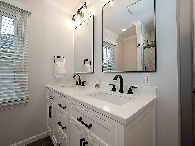 10 Hansen Ct — Photo 26
