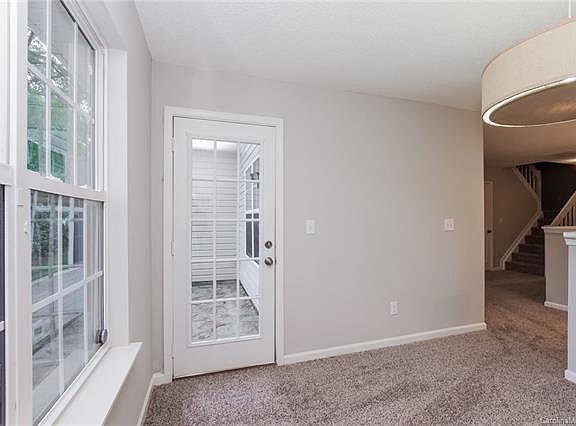 4th image of 5904 Moose Ln