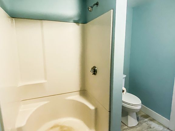 5th image of 3028 N Belfast Ave