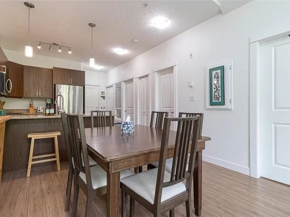 938 Dunford Ave #309, Langford, BC V9B 0M2