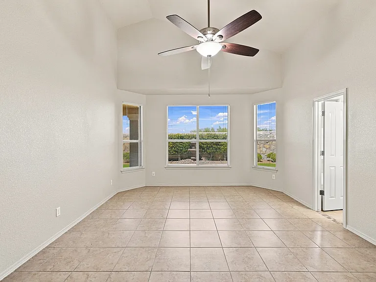 1337 Fito Hernandez St — Photo 23