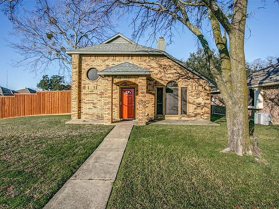2nd image of 5417 Oakmont Ln