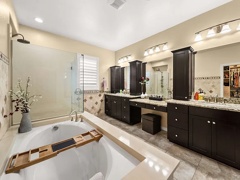 972 Tucana Dr — Photo 39