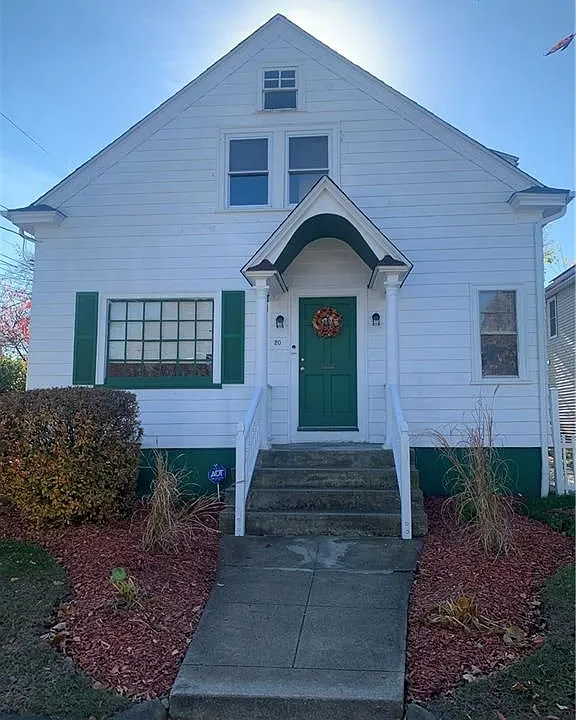 20 Farm St