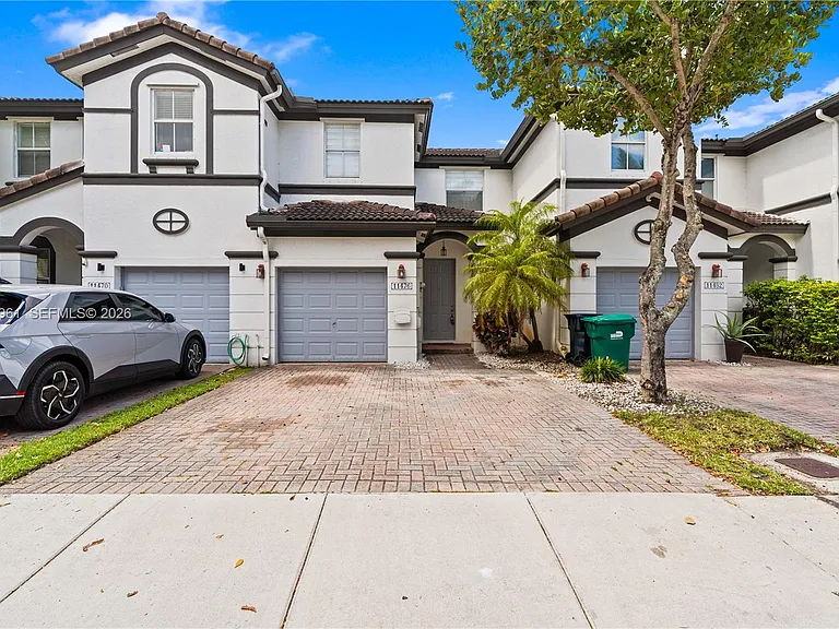 11476 NW 77th Ln — Photo 41