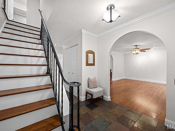 4th image of 40 Ridge Point Dr