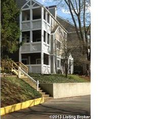 30 Lake Ave, Louisville, KY 40206