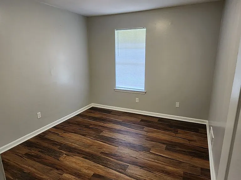 4765 Covington Pike — Photo 15