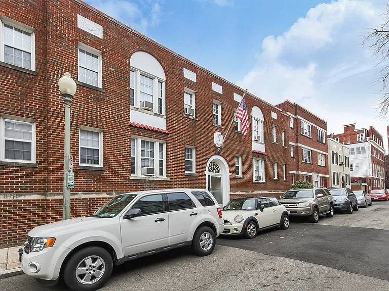 1818 Riggs — Photo 18