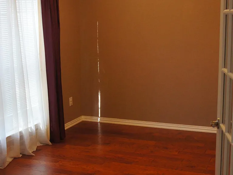 1357 Riley Dr — Photo 4