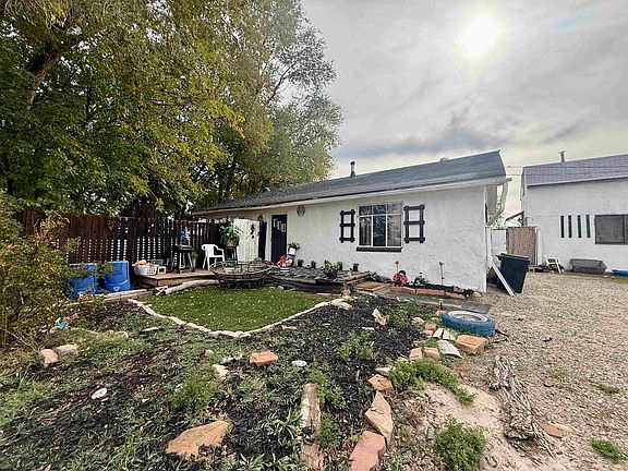 2nd image of 3009 Ellendale Dr