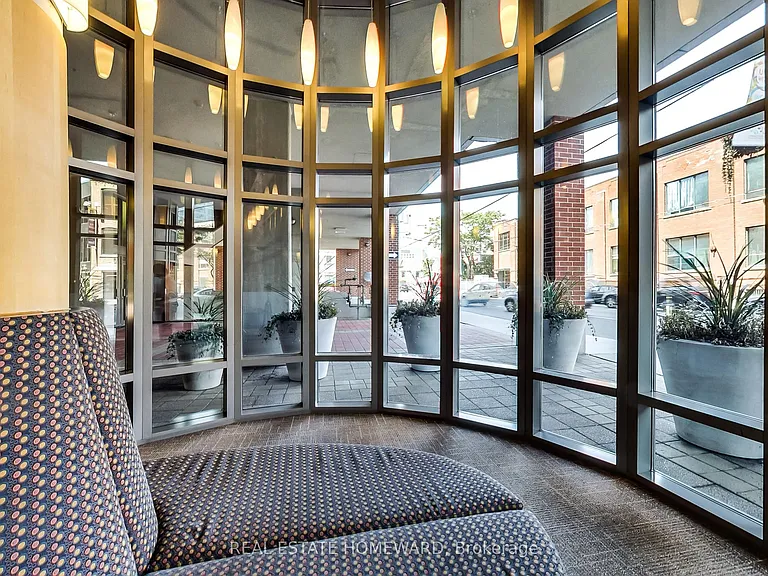 255 Richmond St E #Penthouse 10 — Photo 22