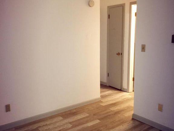 4th image of 187 Flintridge Dr APT 7