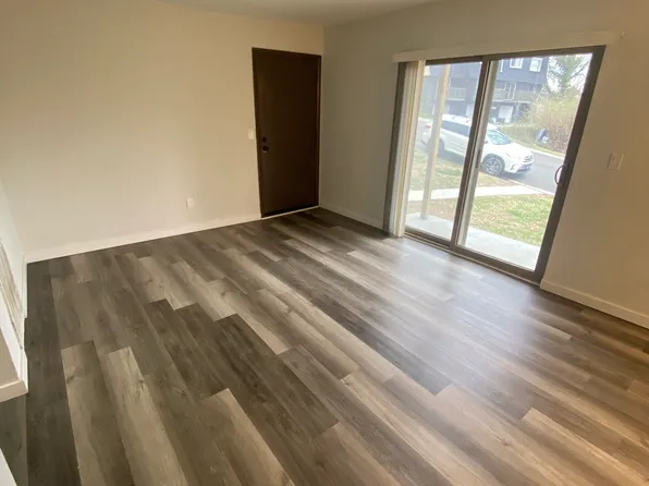 1002 Cherokee St #A, Collinsville, IL 62234