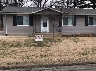 73 Harmon Dr #B, Lebanon, IL 62254