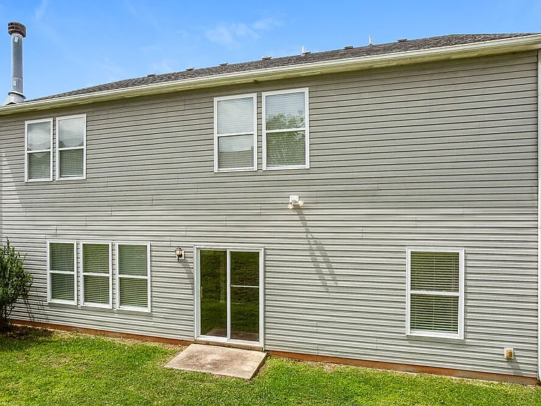 719 Capstone Ave — Photo 17