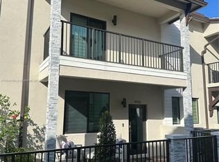 4536 NW 83rd Pkwy, Doral, FL 33166
