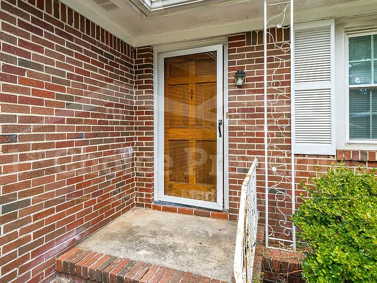 1177 Five Mile Rd — Photo 5