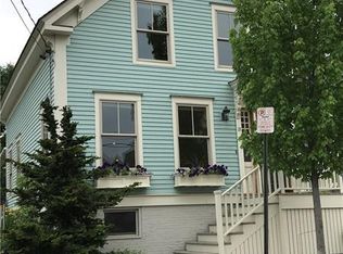 18 Howard St, Portland, ME 04101