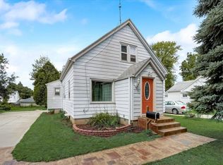 3727 S 90th St, Milwaukee, WI 53228