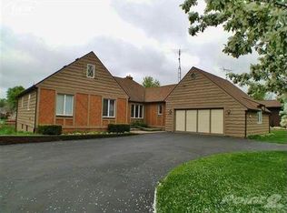 318 Oak St, Linden, MI 48451