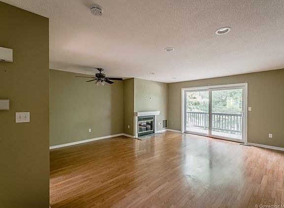 2nd image of 98 Conestoga Way #98