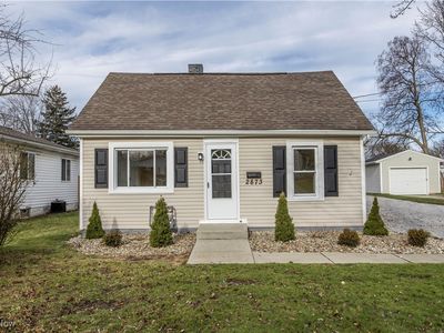 2873 Shelburn Ave, Akron, OH, 44312