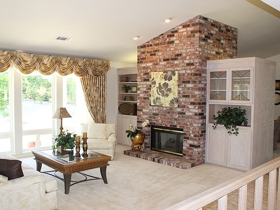 4th image of 8900 Renoir Ct