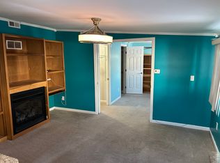 64 Cherrington Rd, Westerville, OH 43081
