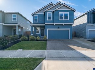 2275 Halter Dr, Woodburn, OR