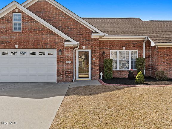 4th image of 2494 Burning Tree Lane