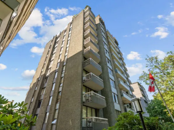 1434 Burnaby St #804, Vancouver, BC V6G 1W8