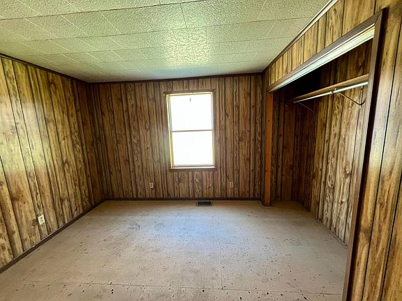 3rd image of 10914 Buffalo Creek Rd