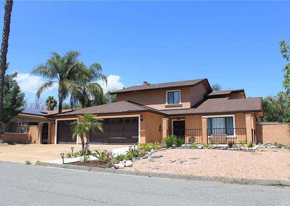 1st image of 15016 Zieglinde Dr