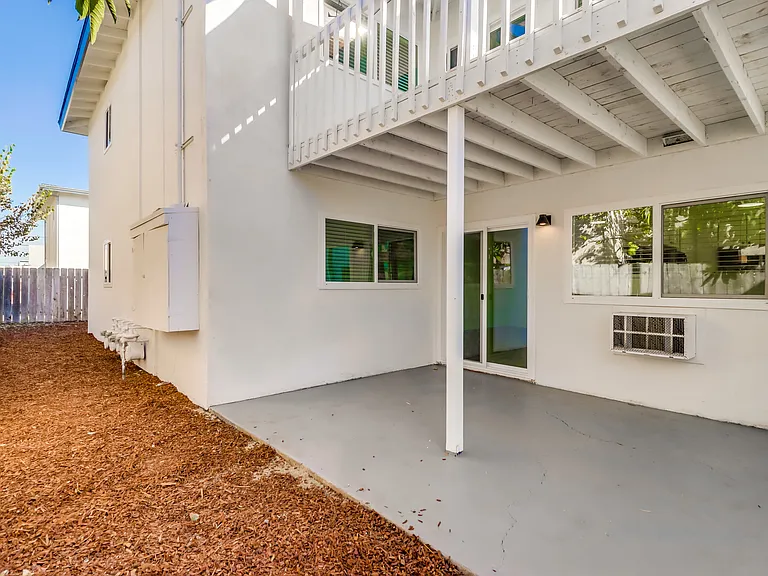 8650 Hurlbut St — Photo 58