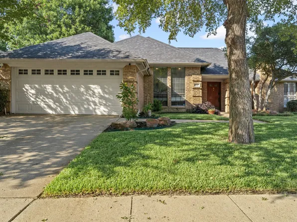 2517 Woodfield Way, Bedford, TX 76021