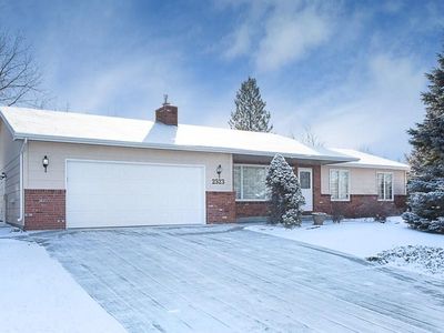 2523 Riveroaks Dr, Billings, MT, 59105