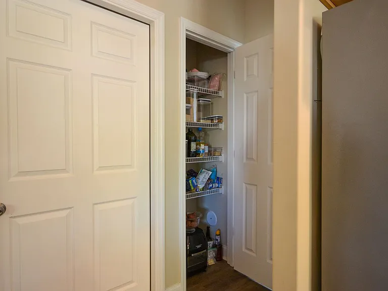 520 Everett Glades — Photo 11
