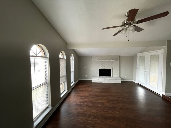 1113 Linfield Ct