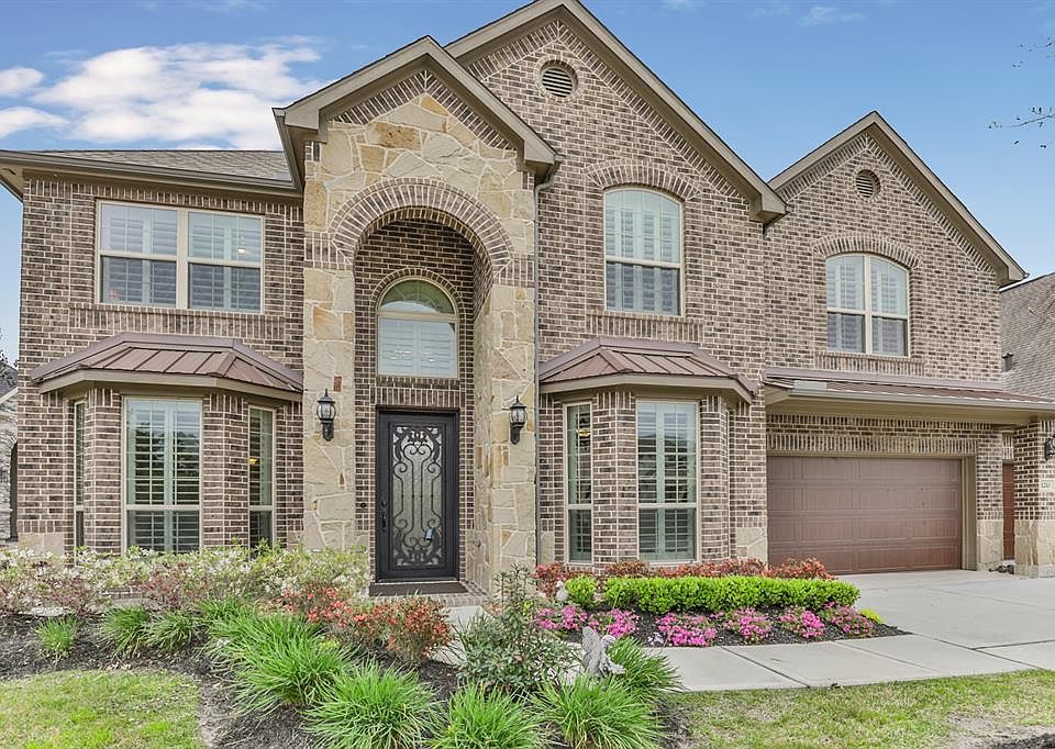 1st image of 1210 Mayfair Way