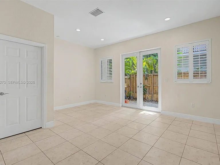 2945 Coconut Ave #3 — Photo 6
