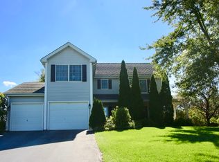 970 Harmoni Ln, New Lenox, IL 60451