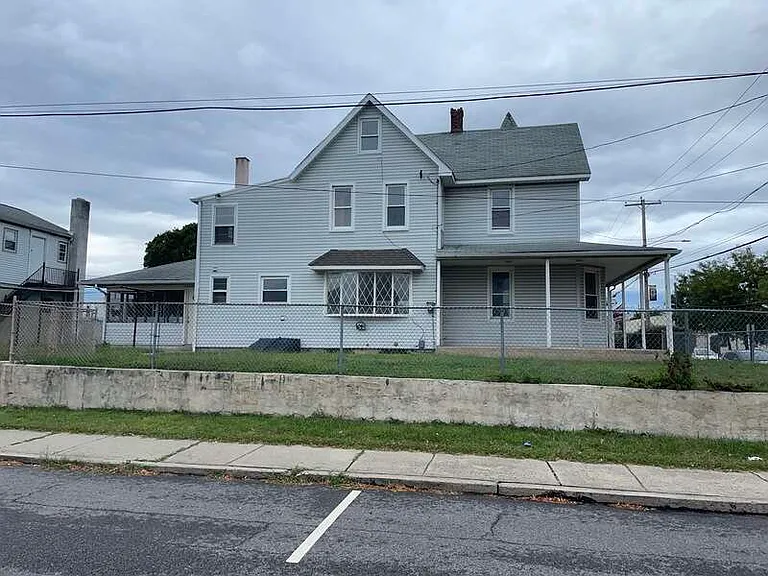 702 Market St — Photo 5